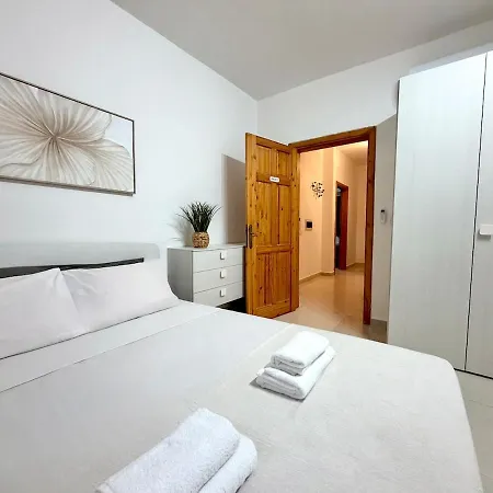 Stylish 3 Bedrooms 5min Walk To Seafront * Sliema