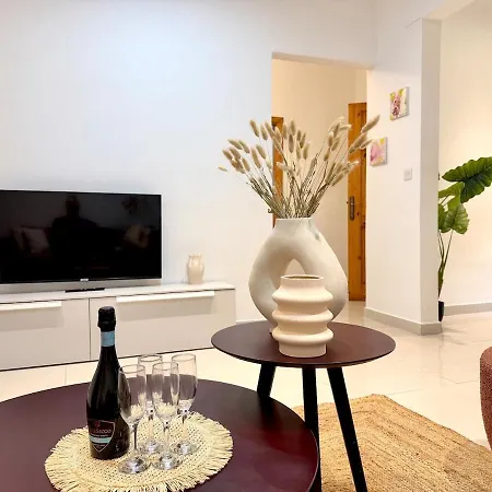 Stylish 3 Bedrooms 5min Walk To Seafront